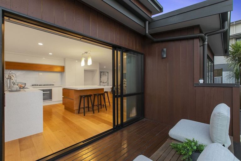 Photo of property in 73b East Coast Road, Castor Bay, Auckland, 0620