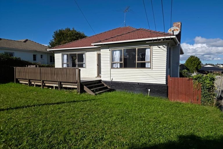 Photo of property in 1/64 Weymouth Road, Manurewa, Auckland, 2102