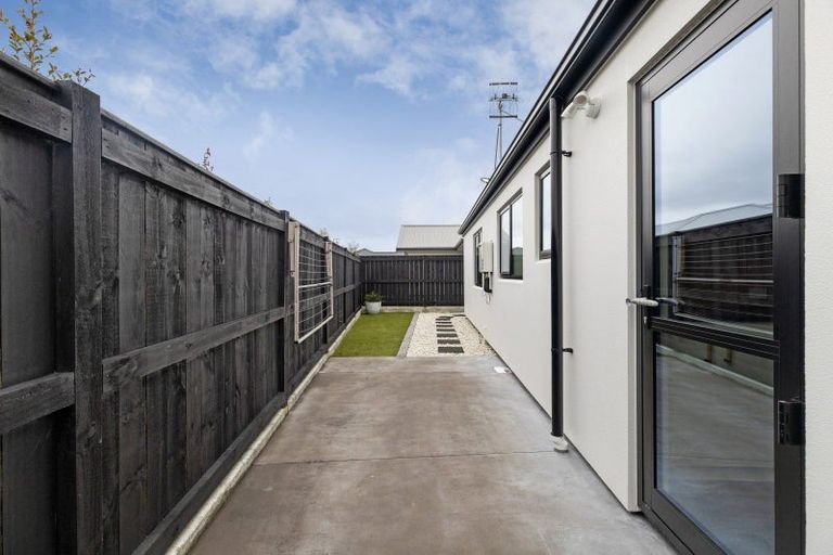 Photo of property in 7 Gratitude Way, Kelvin Grove, Palmerston North, 4414