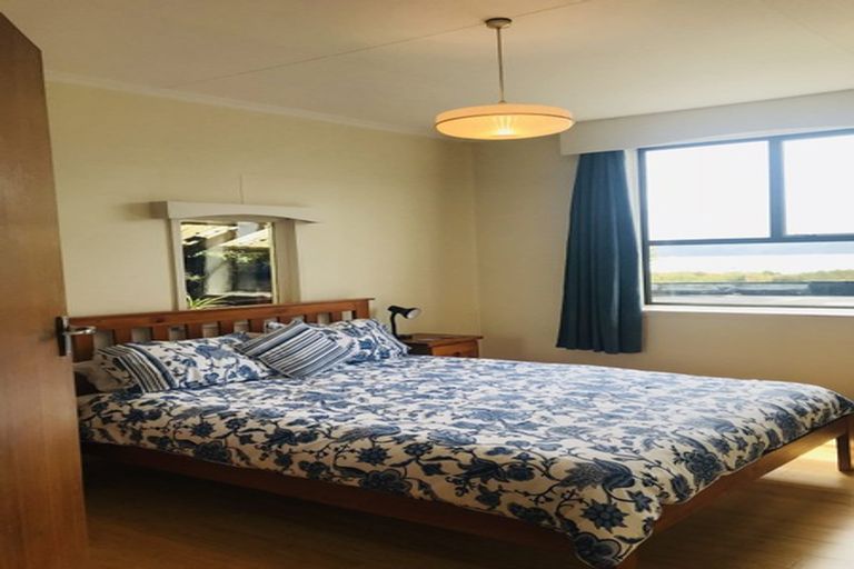 Photo of property in 201 Marine Parade, Seatoun, Wellington, 6022