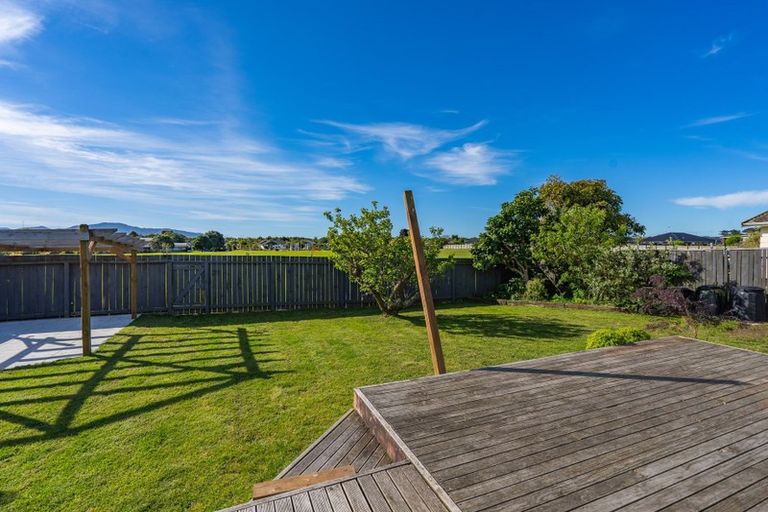 Photo of property in 26 Linwood Drive, Paraparaumu, 5032