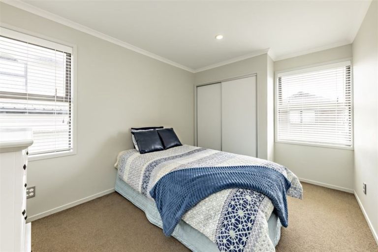 Photo of property in 17 Hirimate Place, Flat Bush, Auckland, 2019
