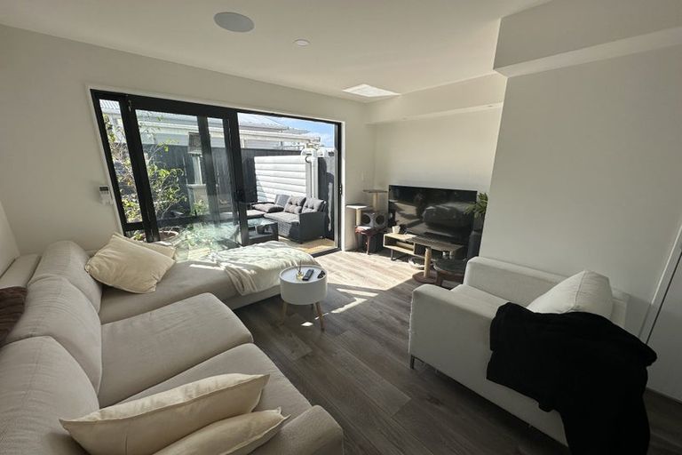 Photo of property in 6/5 Hikurangi Street, Te Atatu Peninsula, Auckland, 0610