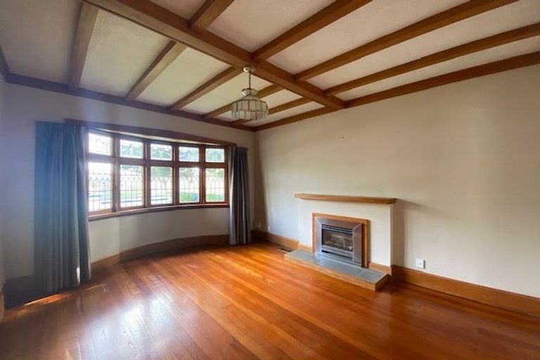 Photo of property in 31 Hardy Street, Waterloo, Lower Hutt, 5011