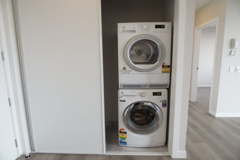 Photo of property in 401/57 Mapou Road, Hobsonville, Auckland, 0616