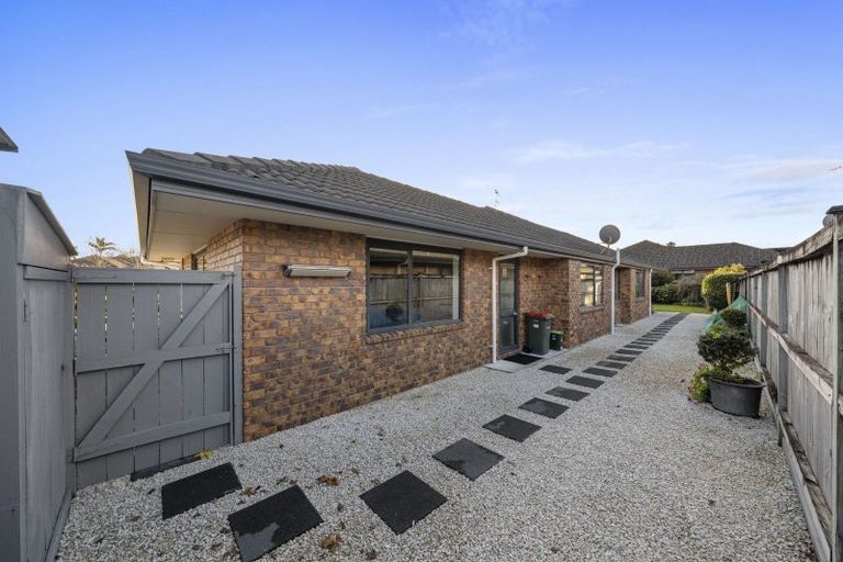 Photo of property in 62 Lough Bourne Drive, Pukekohe, 2120