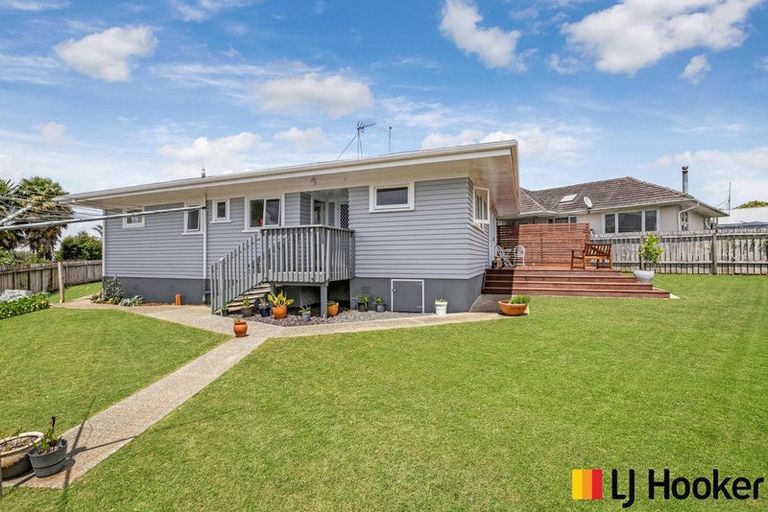 Photo of property in 37 Hooper Avenue, Pukekohe, 2120