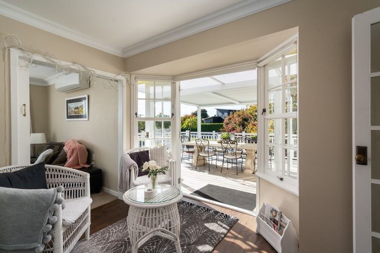 Photo of property in 17 Chesham Avenue, Waipahihi, Taupo, 3330