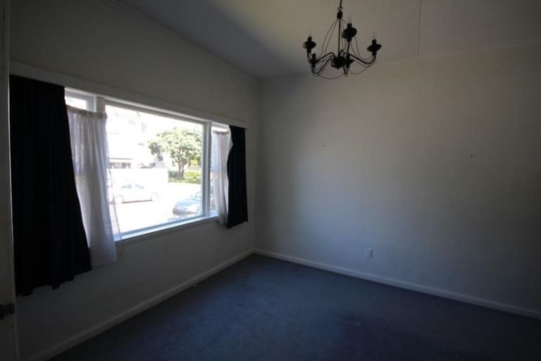 Photo of property in 63 Constable Street, Newtown, Wellington, 6021