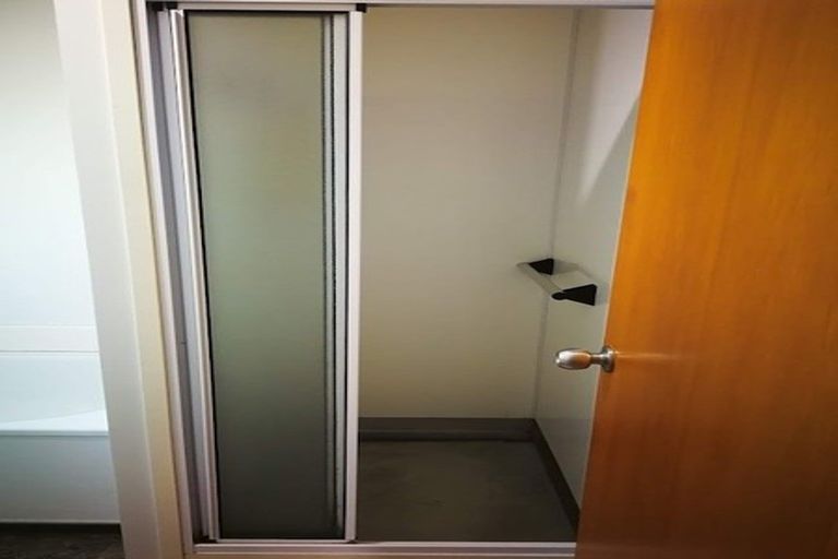 Photo of property in 2/35 Ingram Street, Papakura, 2110