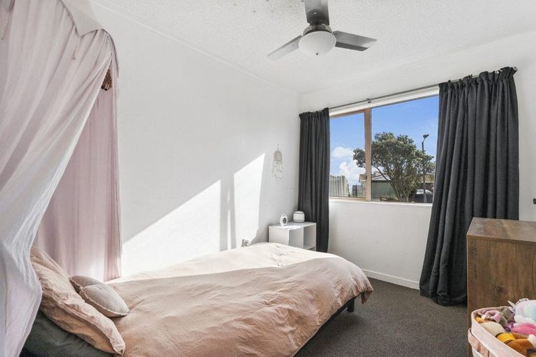 Photo of property in 94f1 Pope Street, Camborne, Porirua, 5026