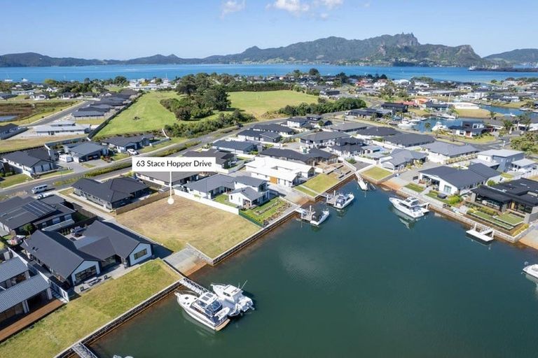 Photo of property in 63 Stace Hopper Drive, One Tree Point, 0118