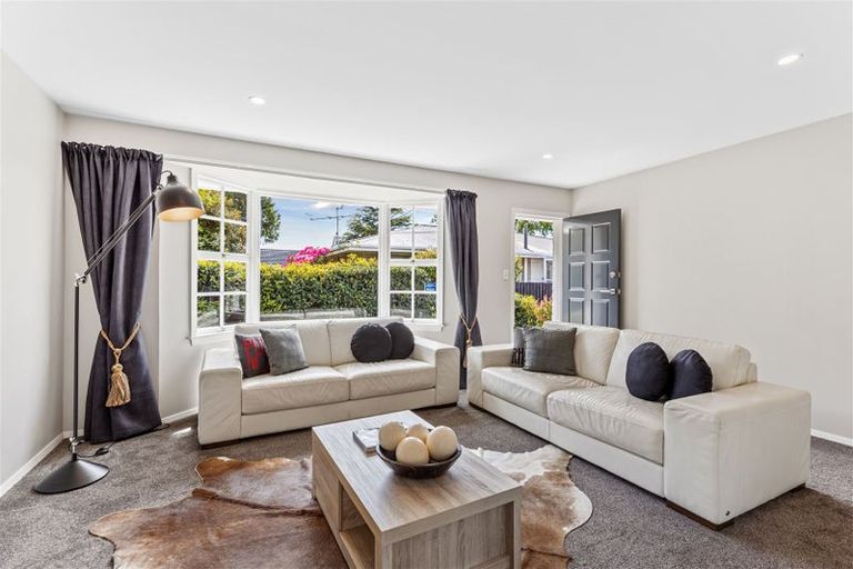 Photo of property in 385 Withells Road, Avonhead, Christchurch, 8042