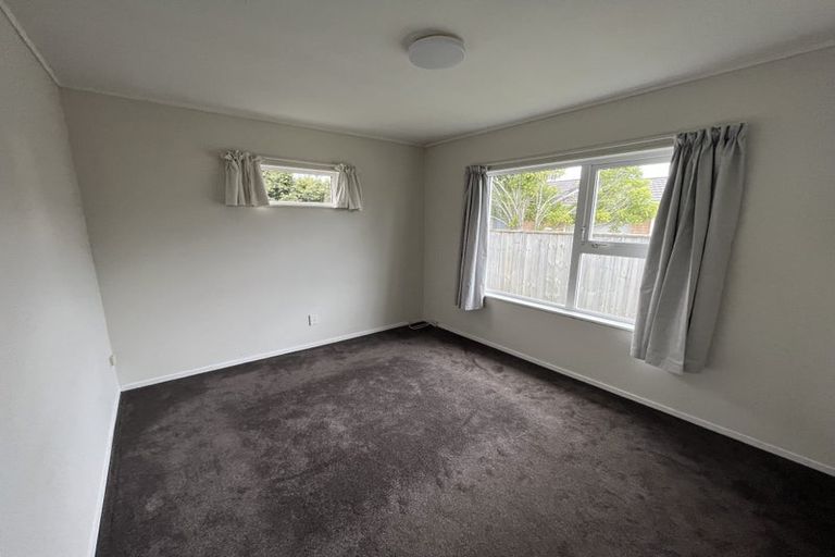 Photo of property in 40 Linwood Drive, Paraparaumu, 5032