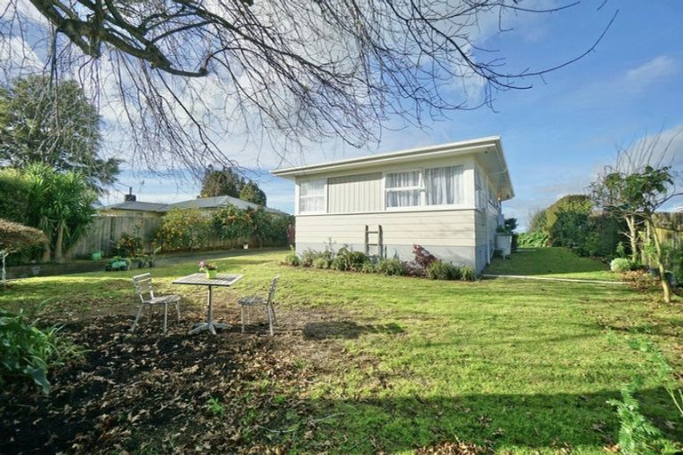 Photo of property in 37 Harris Street, Te Puke, 3119