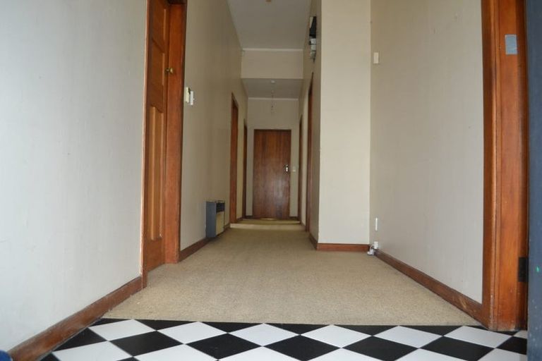 Photo of property in 30 Thompson Street, Mount Cook, Wellington, 6011