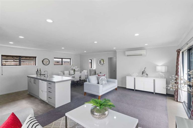 Photo of property in 123 Hay Street, Bromley, Christchurch, 8062