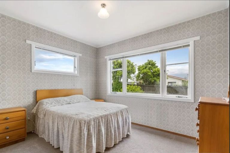 Photo of property in 16 Hooks Road, Manurewa, Auckland, 2102