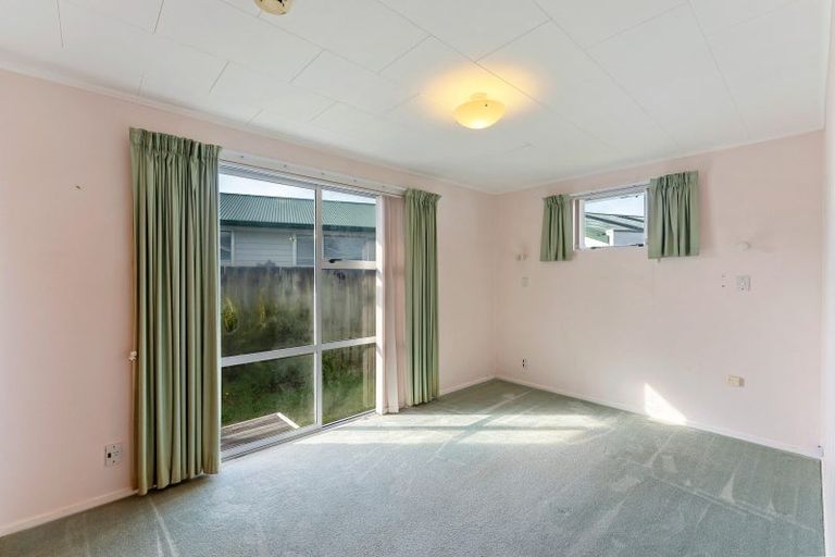 Photo of property in 30 Arawhata Road, Paraparaumu, 5032