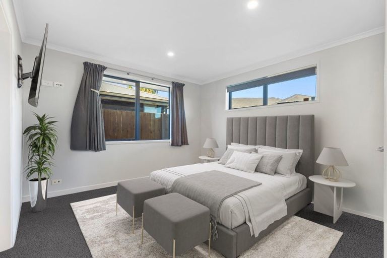 Photo of property in 15 Oka Street, Papamoa Beach, Papamoa, 3118