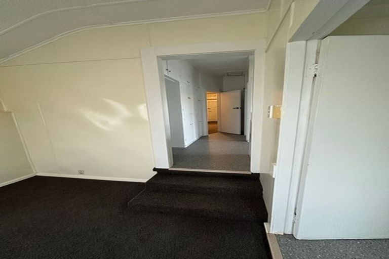 Photo of property in 2 Moorefield Road, Johnsonville, Wellington, 6037
