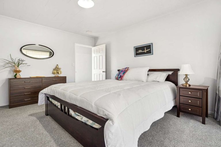 Photo of property in 52 Racecourse Road, Waiuku, 2123