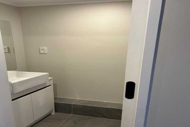Photo of property in 1/67 Langana Avenue, Browns Bay, Auckland, 0630