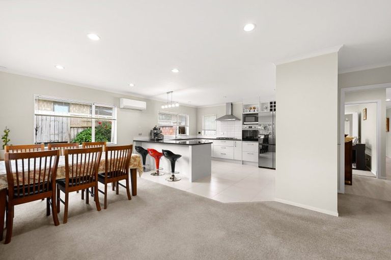 Photo of property in 115 Barrington Drive, Huntington, Hamilton, 3210