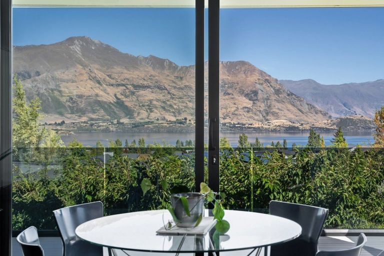 Photo of property in 47 Forest Heights, Wanaka, 9305