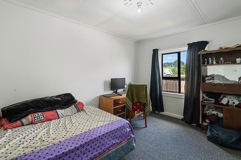 Photo of property in 16 Kerrs Road, Linwood, Christchurch, 8062