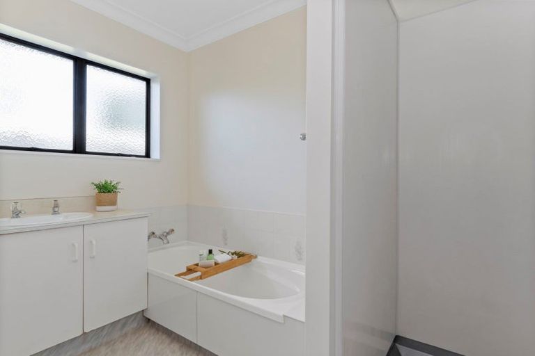 Photo of property in 202 Grenada Street, Mount Maunganui, 3116