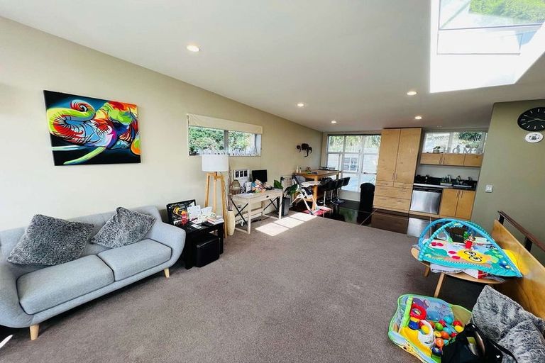Photo of property in 306u2 Evans Bay Parade, Hataitai, Wellington, 6021