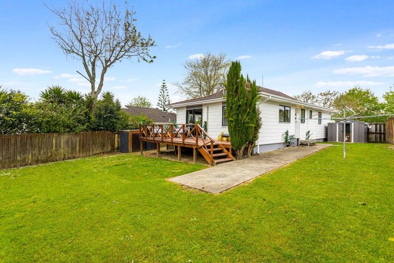 Photo of property in 66 Lynn Road, Bayview, Auckland, 0629