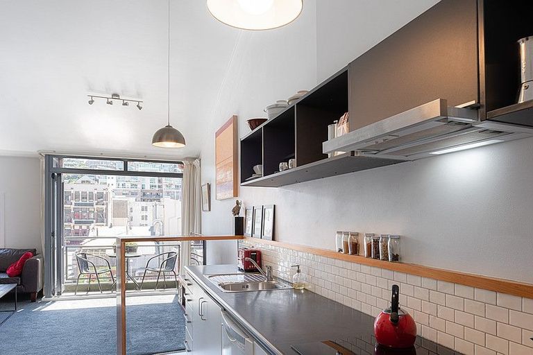 Photo of property in Hannahs Corner, 36/8 Leeds Street, Te Aro, Wellington, 6011