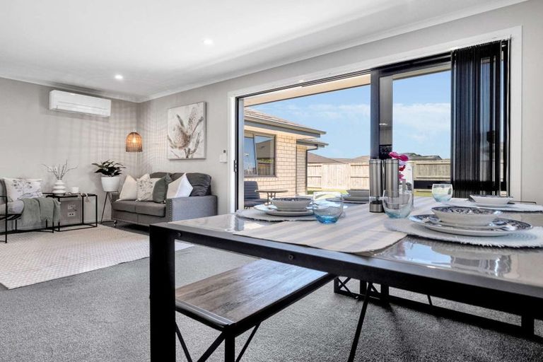 Photo of property in 11 Kimbrae Drive, Rototuna North, Hamilton, 3210