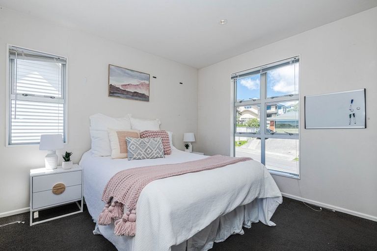 Photo of property in 68 Waverton Terrace, Churton Park, Wellington, 6037