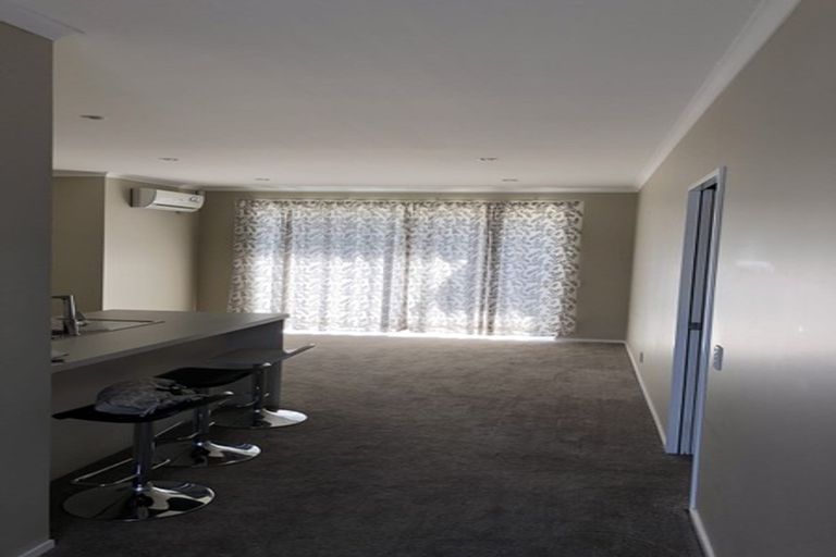 Photo of property in 58 Shands Road, Hornby, Christchurch, 8042