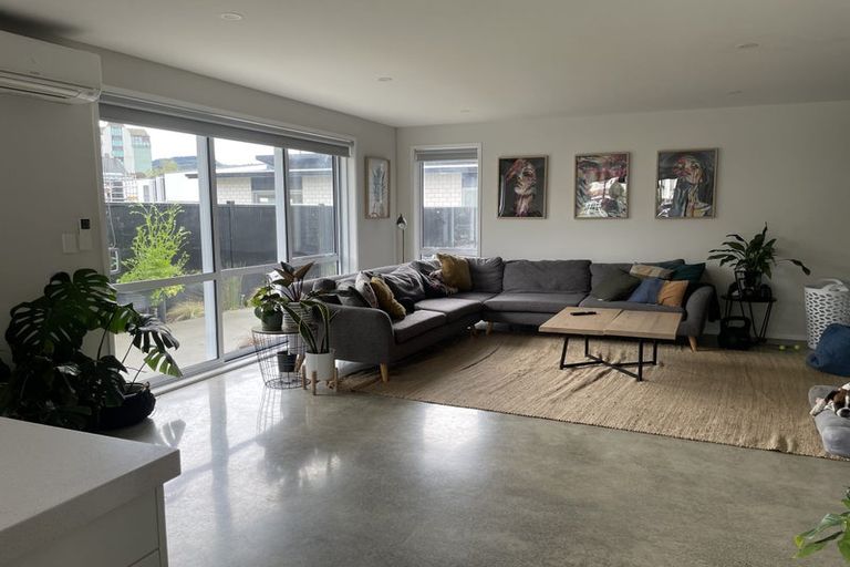 Photo of property in 9 Passchendaele Grove, Trentham, Upper Hutt, 5018