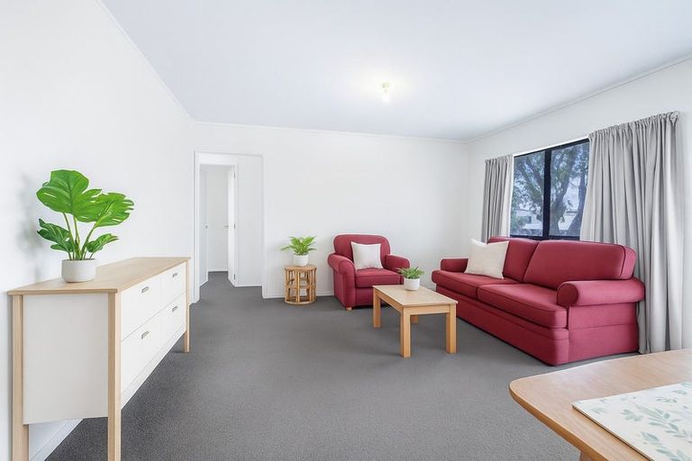 Photo of property in 24a Lloyd Drive, Nawton, Hamilton, 3200