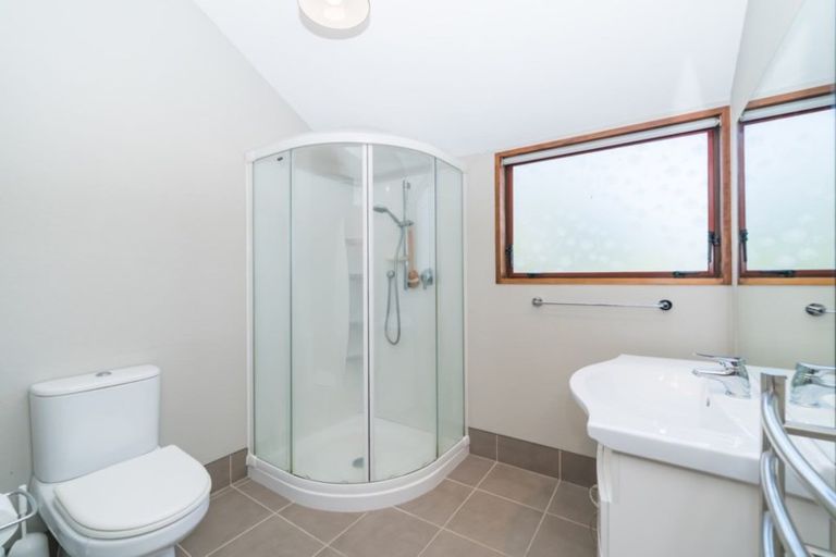 Photo of property in 7 Grange Place, Milson, Palmerston North, 4414