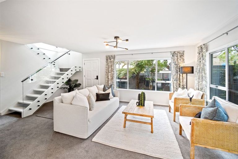 Photo of property in 1/27 Innes Road, St Albans, Christchurch, 8052