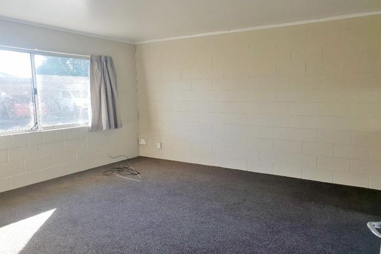 Photo of property in 8/84 Kenderdine Road, Papatoetoe, Auckland, 2025
