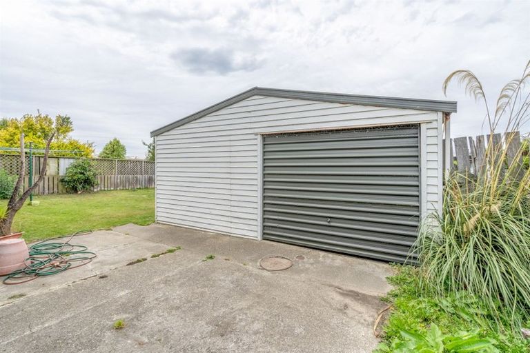 Photo of property in 10 Argyle Street, Kew, Invercargill, 9812