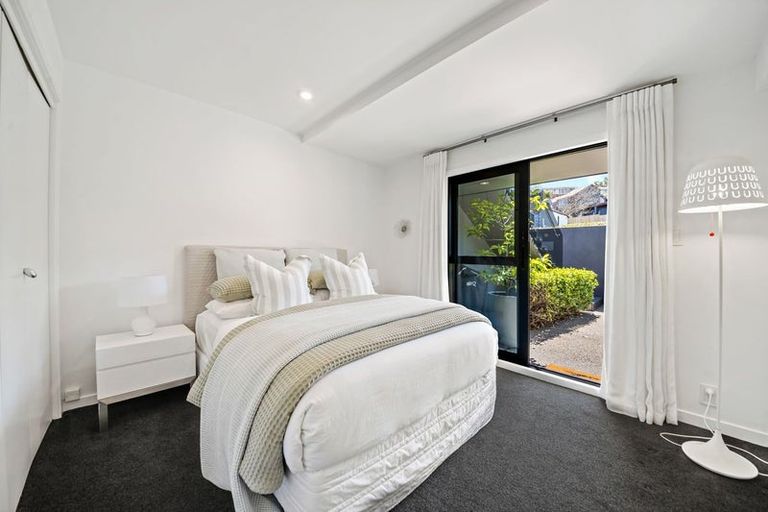 Photo of property in 1/58 The Parade, Bucklands Beach, Auckland, 2012