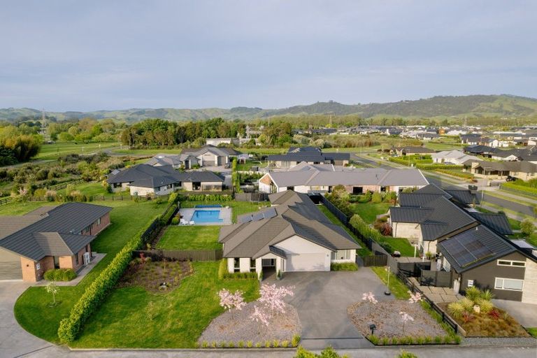 Photo of property in 39 Mike Smith Drive, Cambridge, 3434