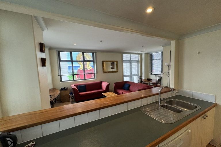 Photo of property in Kelvin House, 2f/16 The Terrace, Wellington Central, Wellington, 6011