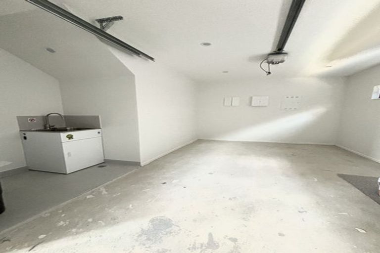 Photo of property in 349a Bucklands Beach Road, Bucklands Beach, Auckland, 2012