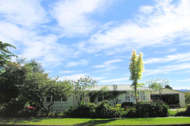 Photo of property in 19 Cochrane Street, Elgin, Gisborne, 4010