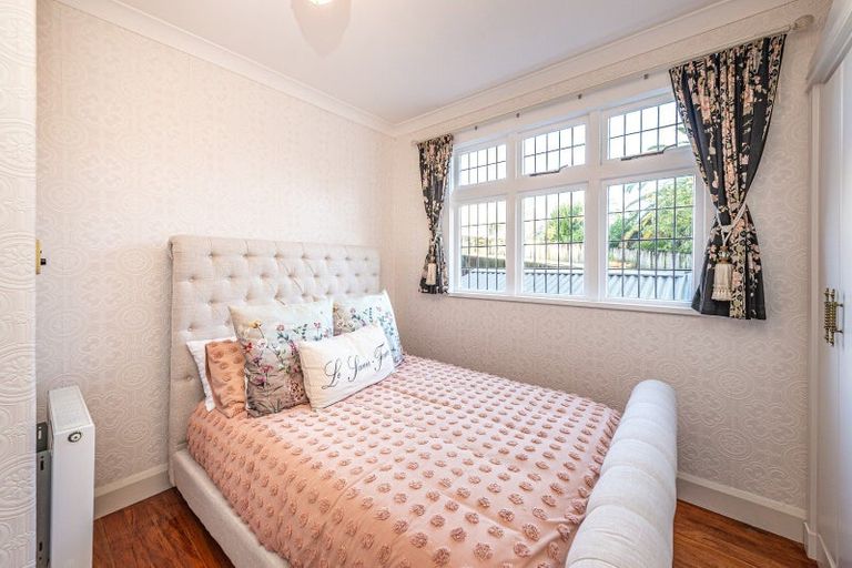 Photo of property in 12 Brassey Road, Saint Johns Hill, Whanganui, 4500