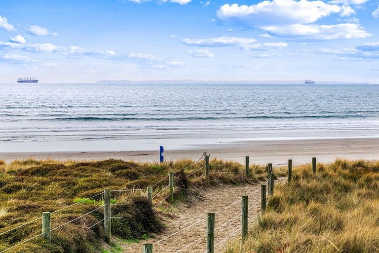Photo of property in 1/50 Marine Parade, Mount Maunganui, 3116